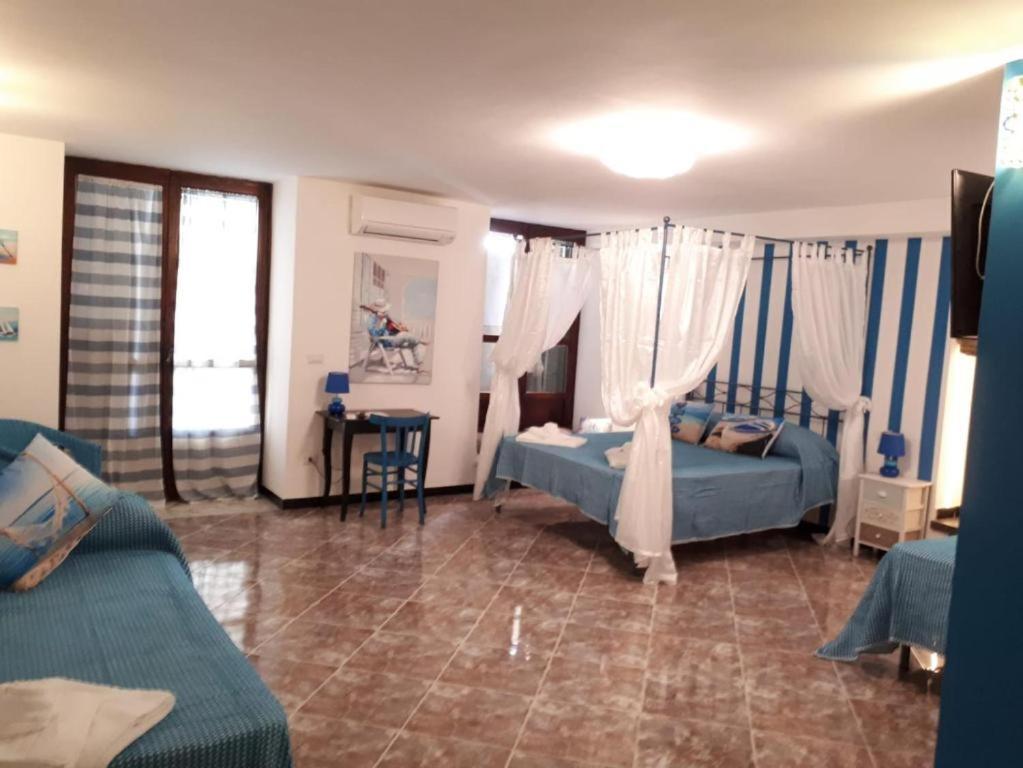 Suite Palazzo Luciani Salerno Kültér fotó
