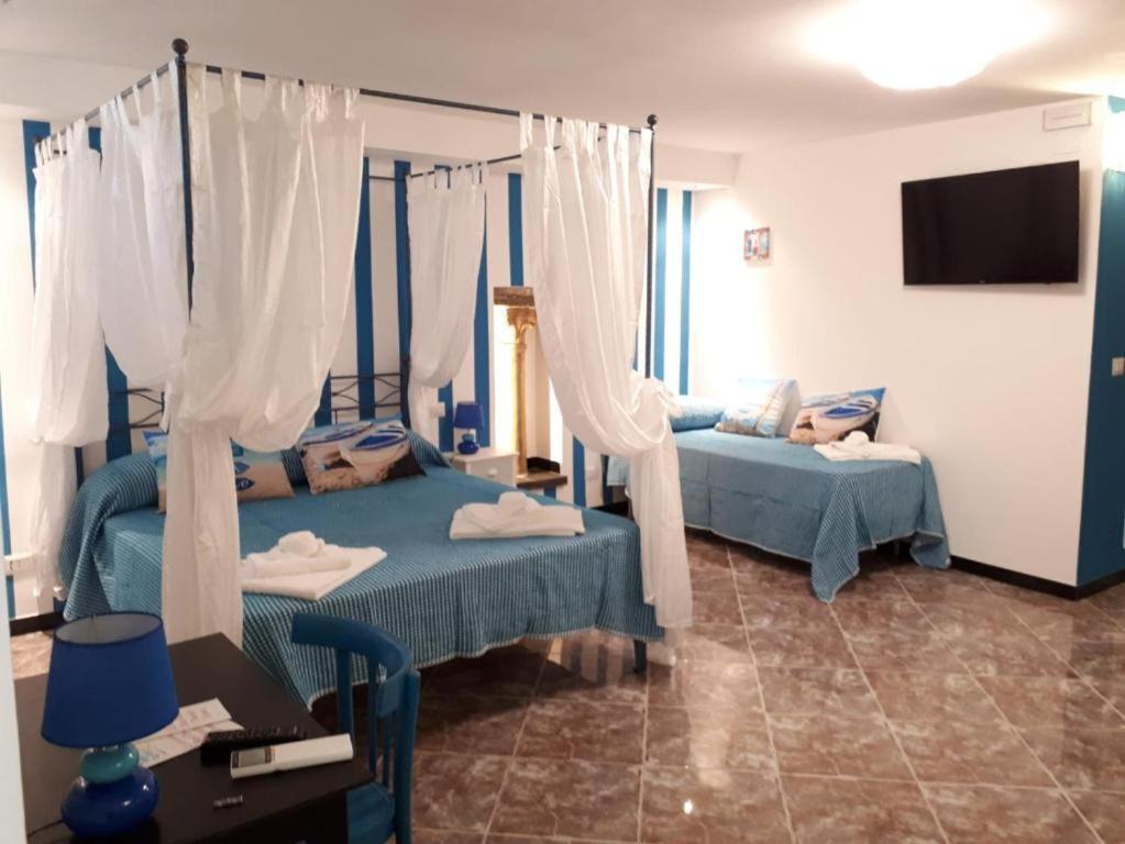 Suite Palazzo Luciani Salerno Kültér fotó