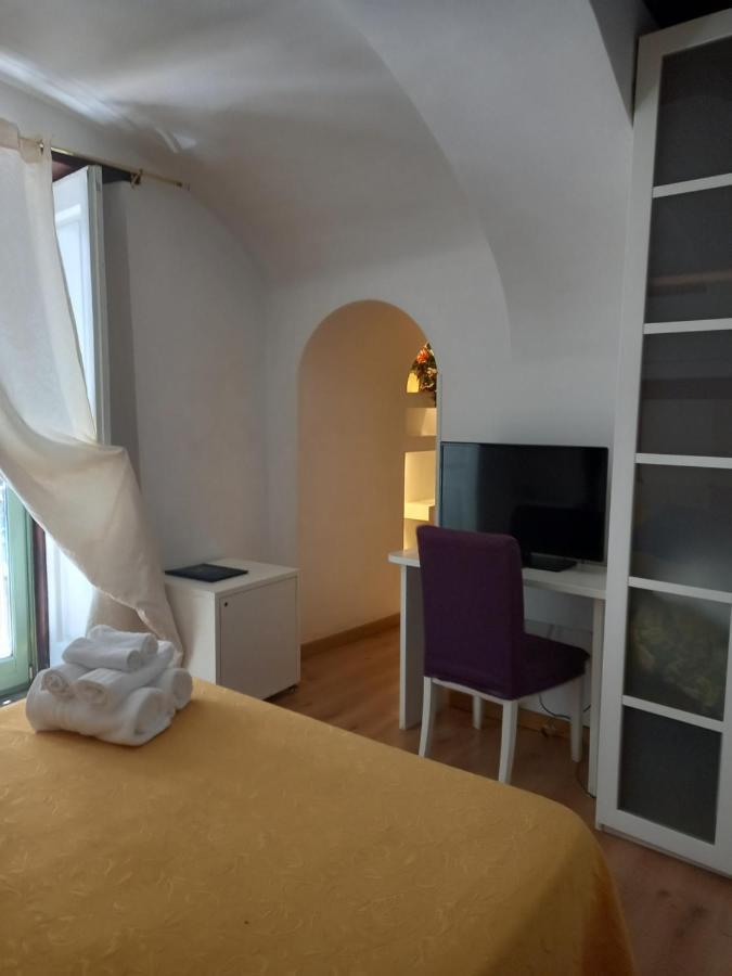 Suite Palazzo Luciani Salerno Kültér fotó