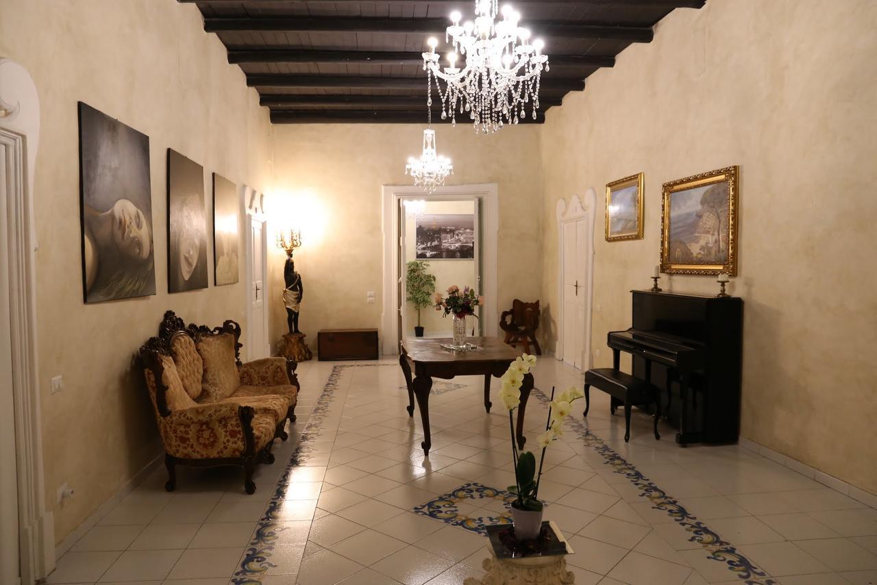 Suite Palazzo Luciani Salerno Kültér fotó