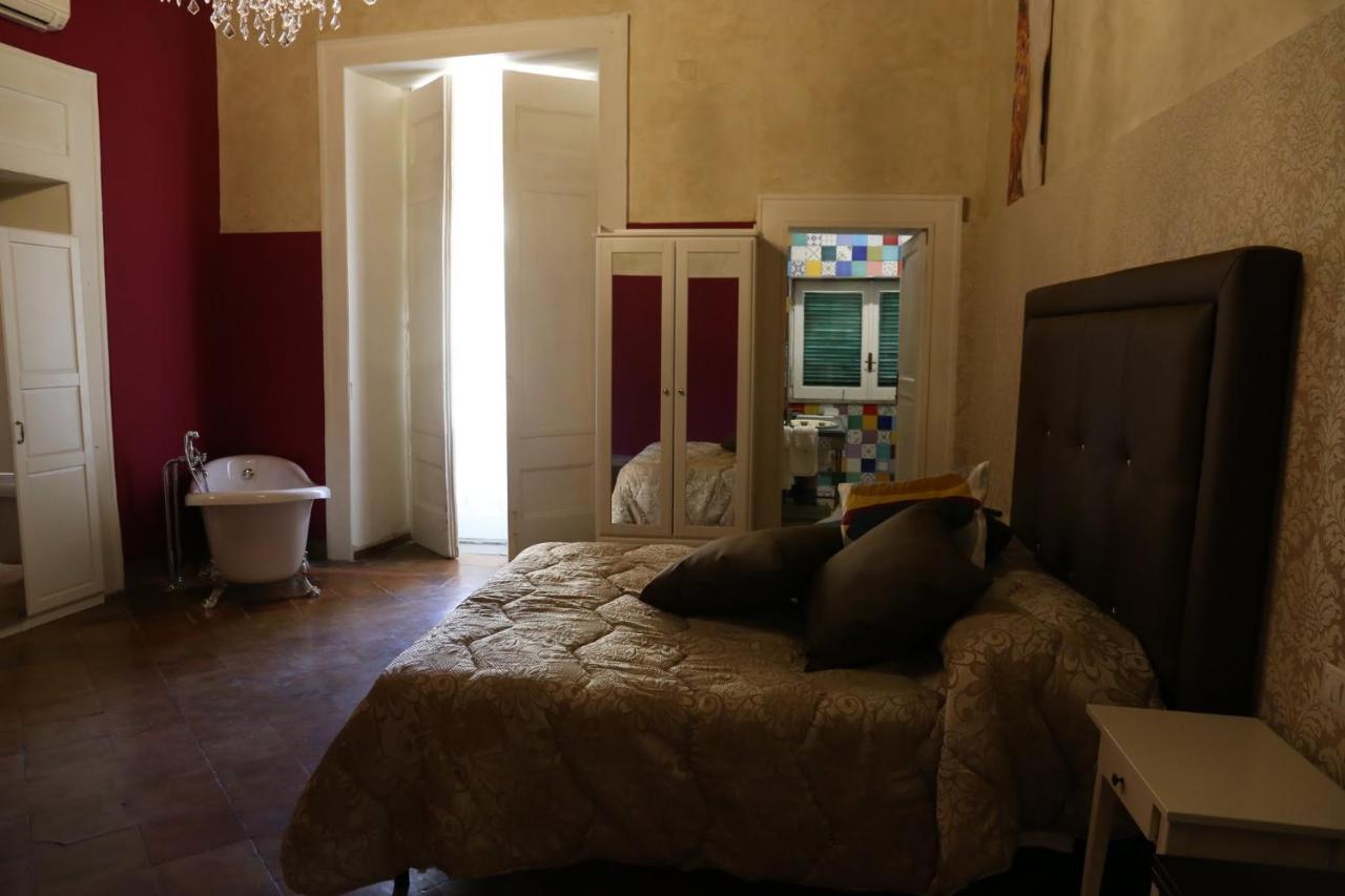 Suite Palazzo Luciani Salerno Kültér fotó